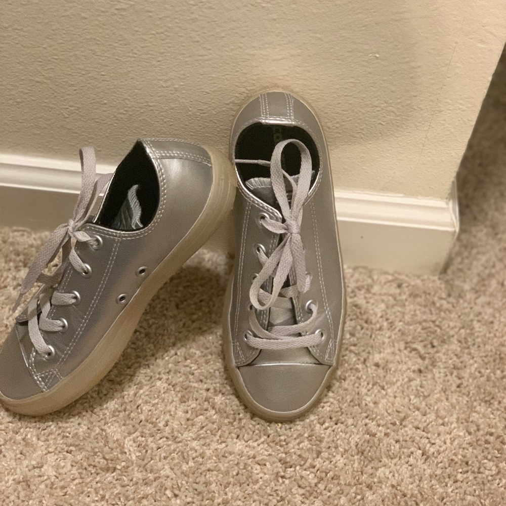 Kids Silver Low cut Chucks